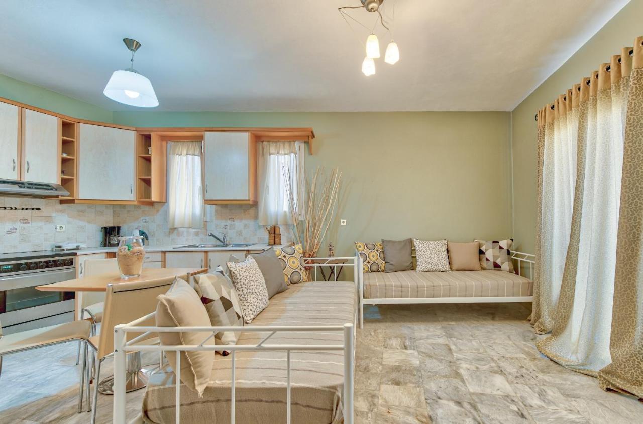 Avesta Apartments - 200M From The Beach Vasilikí Eksteriør bilde